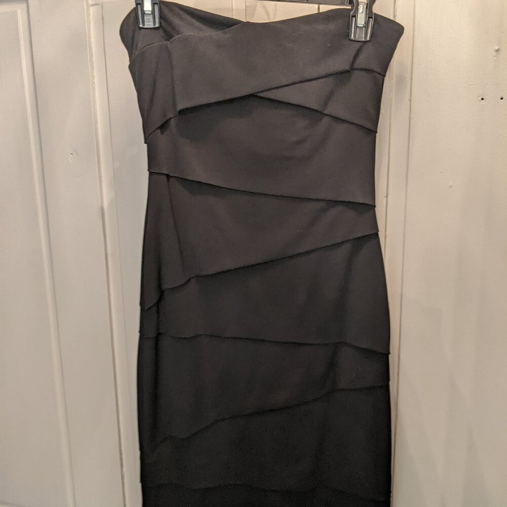 * Dress for revenge * Little Black Dress by White House - Black Market size 4